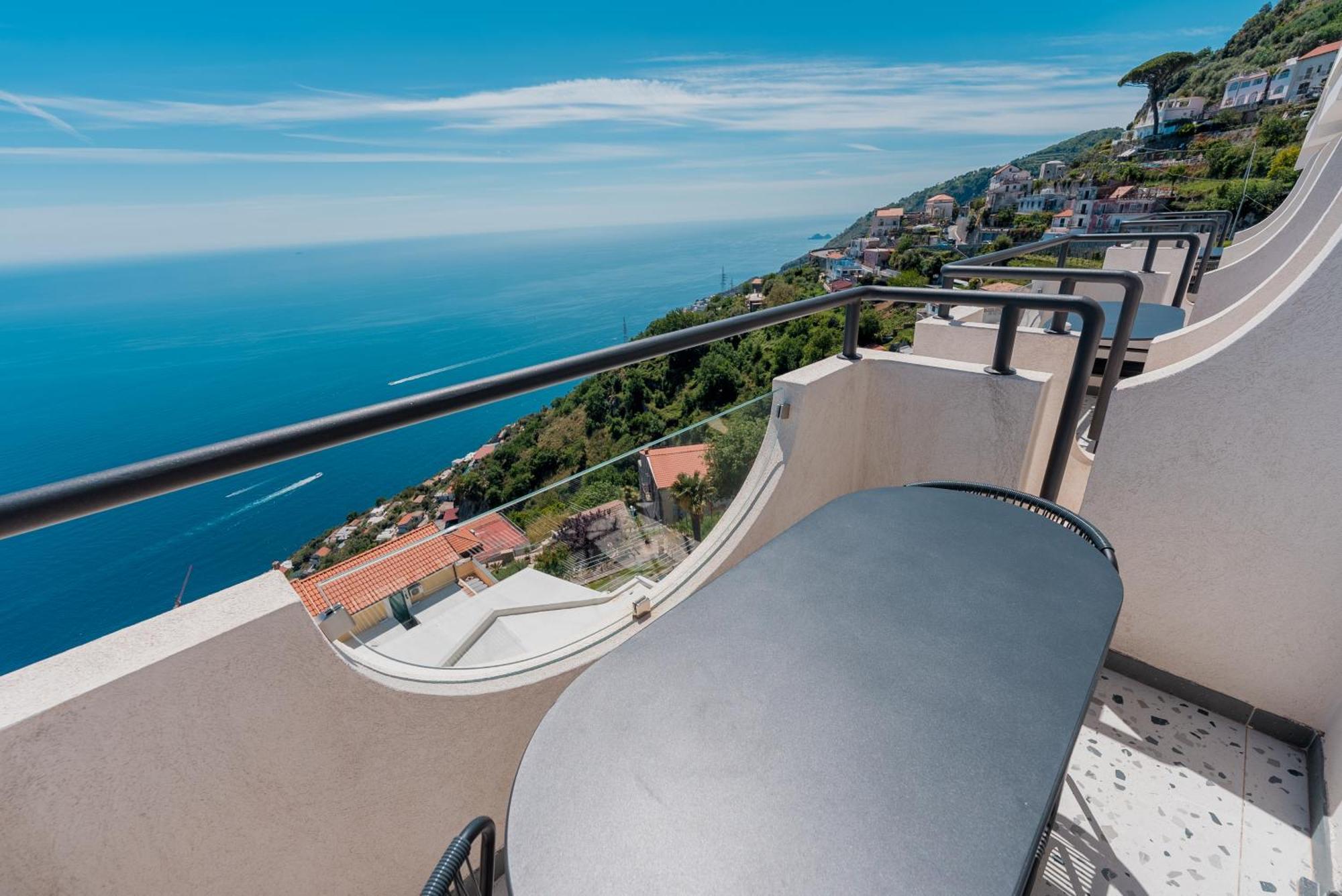 Albergo Dipinto Baccofurore Furore Exterior foto